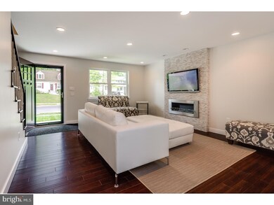 727 Linwood Ave, Collingswood, NJ 08108 - photo 3