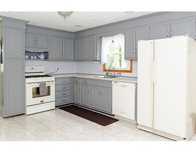 89 Lake St, Shrewsbury, MA 01545 - photo 6
