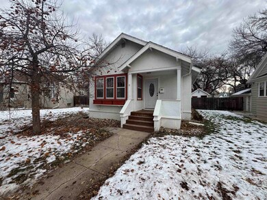 9 Shirley Ct, Minot, ND 58703 - photo 2