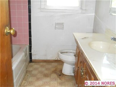 Hall Bathroom