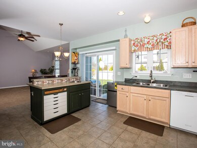 34 Rocha Ct, Hammonton, NJ 08037 - photo 2