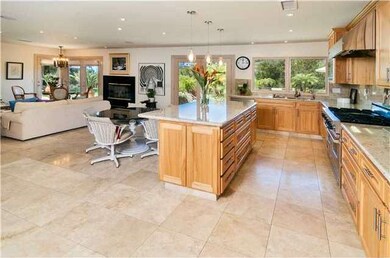 Open floorplan w/beautiful French doors thruout