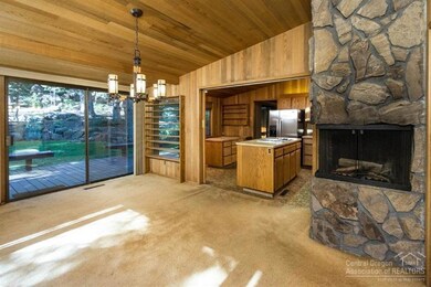 1937 NW West Hills Ave, Bend, OR 97701 - photo 4