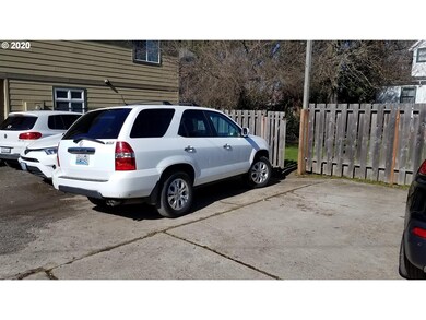 724 E 19th Ave, Eugene, OR 97401 - photo 5