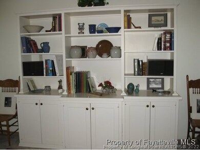 344 Edinburgh Dr, Fayetteville, NC 28303 - photo 6