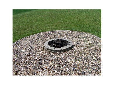 Yard/Garden. Fire pit.
