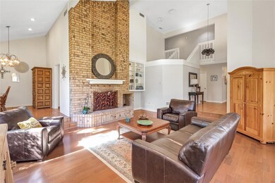 3809 Cambridge Cir E, Bedford, TX 76021 - photo 7