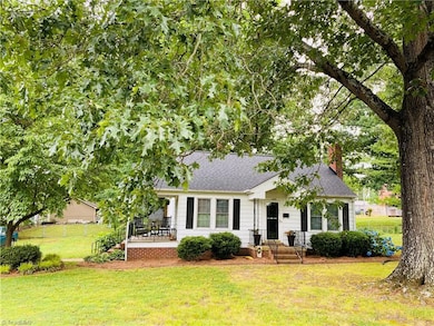 1453 Sunset Dr, Asheboro, NC 27205 - photo 3