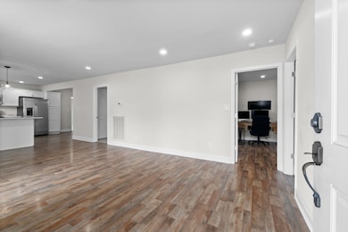 370 Rossview Rd, Clarksville, TN 37043 - photo 5