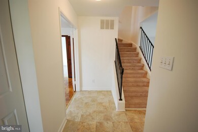 252 W Deer Park Rd, Gaithersburg, MD 20877 - photo 3