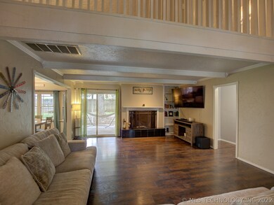 7837 S Park Ave, Broken Arrow, OK 74011 - photo 5