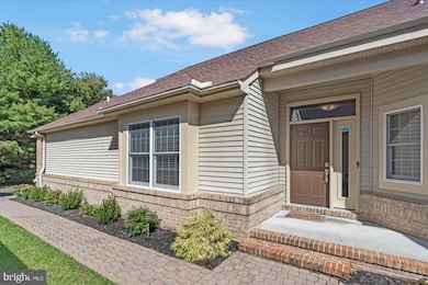 11 Stone Gate Ct, Pikesville, MD 21208 - photo 2