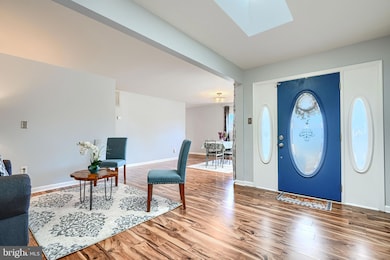 215 Greenview Ave, Reisterstown, MD 21136 - photo 4