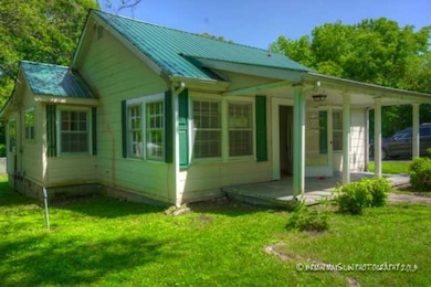 707 Madison St, Manchester, TN 37355 - photo 3