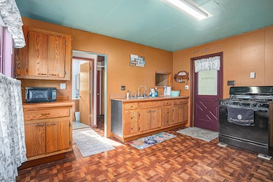 361 W Allegan St, Otsego, MI 49078 - photo 6