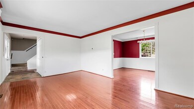 165 Lisa Ct, White Lake, MI 48386 - photo 7