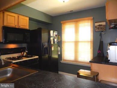 423 Paddock Ct unit 423, Sewell, NJ 08080 - photo 5