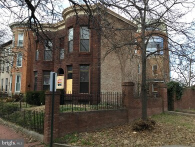 804 Hollins St, Baltimore, MD 21201 - photo 2