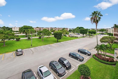 4003 Wolverton A, Boca Raton, FL 33434 - photo 4