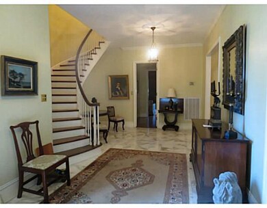 Foyer.
