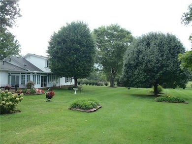 110 Riverlake Rd, Shelbyville, TN 37160 - photo 4