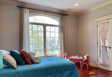 1882 Riverview Ave, Des Plaines, IL 60018 - photo 3