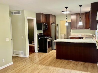 1905 Crestwood Ln, Norton Shores, MI 49441 - photo 5