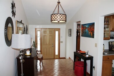 53 Day St, Manchester, NH 03104 - photo 6