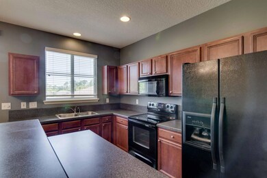 2336 Sunset Bluff Dr, Jacksonville, FL 32216 - photo 5