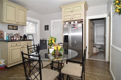939 Roosevelt Ave, Pawtucket, RI 02860 - photo 2