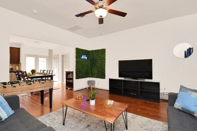 5116 Pinemont Place, Houston, TX 77092 - photo 2