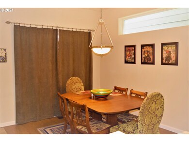 20568 Noble Ln, West Linn, OR 97068 - photo 6