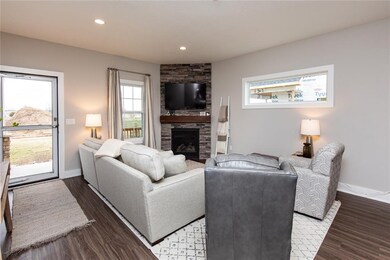 9889 Thorton Dr, Grimes, IA 50111 - photo 5