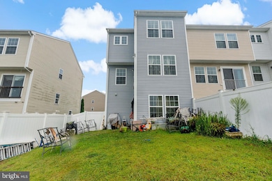 362 Rumbling Rock Rd, Hedgesville, WV 25427 - photo 3