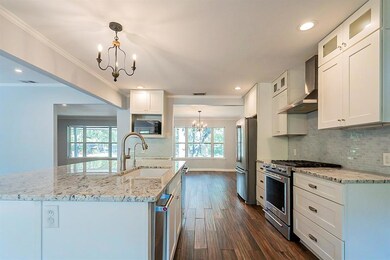 1208 Pebble Creek Dr, Euless, TX 76040 - photo 5