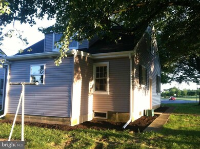 1109 Wood St, Mount Joy, PA 17552 - photo 3
