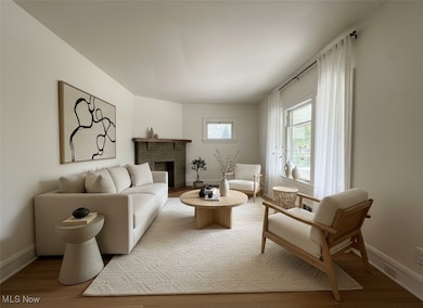 2683 Hampshire Rd unit 1, Cleveland, OH 44106 - photo 2