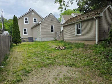 94 Huntington Ave, Woonsocket, RI 02895 - photo 5