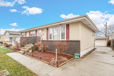 618 E Pine Place, Griffith, IN 46319 - photo 2