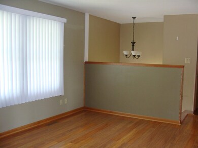 825 Tyler Ave, Dyer, IN 46311 - photo 6