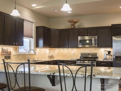 61183 Loy Ln, Bend, OR 97702 - photo 5