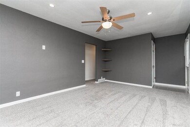 2452 Deborah Dr SW, Cedar Rapids, IA 52404 - photo 6