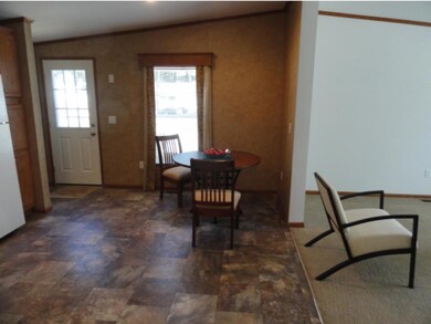 52 Mobile Dr, Hudson, NH 03051 - photo 7