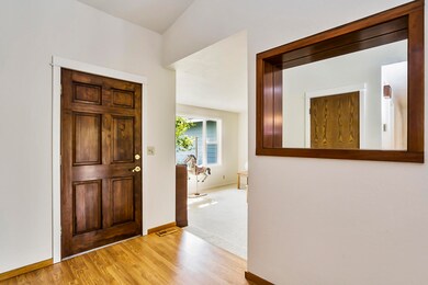 61521 Hillridge Rd, Bend, OR 97702 - photo 6