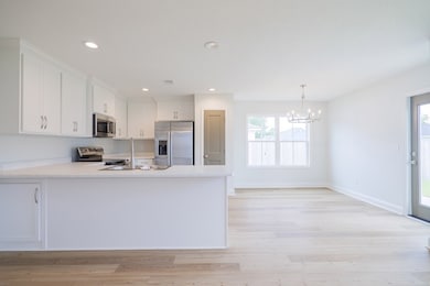 21 Red Oak St, Ray City, GA - photo 3