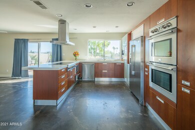 Kitchen 2