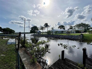 29761 SW Allen St, Okeechobee, FL 34974 - photo 2