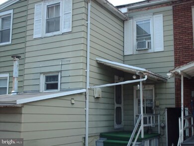 75 S Peach Aly, Hamburg, PA 19526 - photo 2