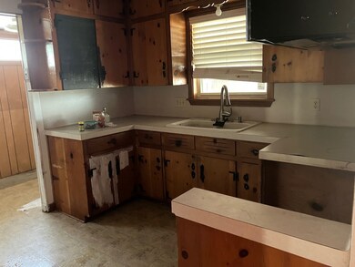 Kitchen view as you walk in from the dining room.