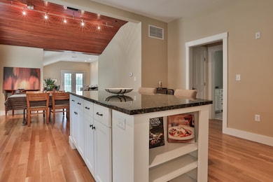 26 N Main St unit 3, Mont Vernon, NH 03057 - photo 5